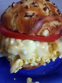 A picture of Cheesy egg sandwich.