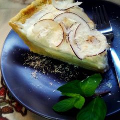 A picture of Coconut Cream Pie.