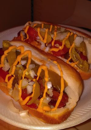 A picture of Nikki's Chicago Dog.