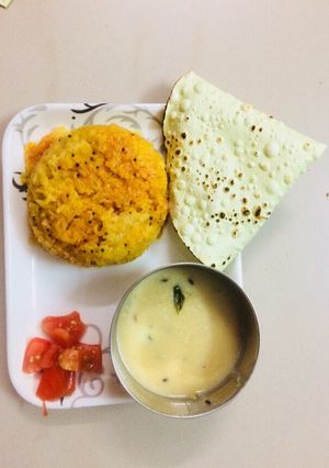 A picture of Khichadi.