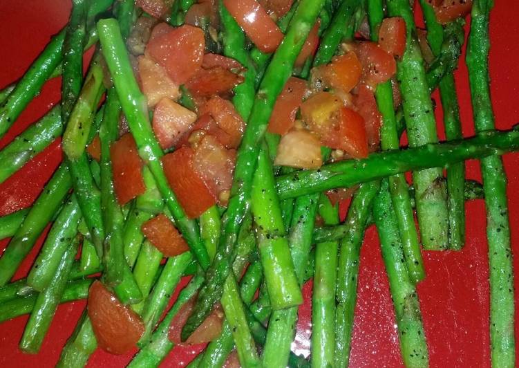 Easiest Way to Make Ultimate Asparagus with Roma tomatoes