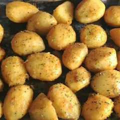 A picture of Fried Irish potatoes.