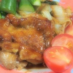 A picture of Easy Cooking in a Frying Pan Sautéed Chicken and Chinese Cabbage.
