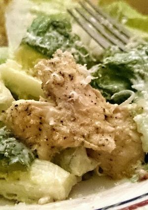 A picture of Lemon & Garlic Chicken Caesar Salad.
