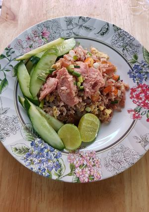 รูปของ ข้าวผัดแหนม