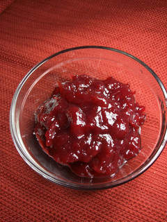 A picture of Homemade cranberry sauce.