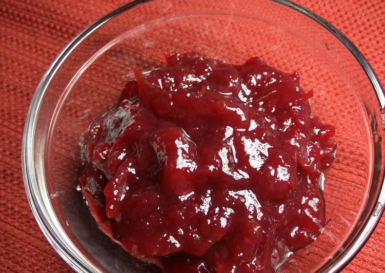 Homemade cranberry sauce