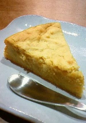 A picture of Sweet Potato Cake that Tastes Like Japanese Sweet Potato Cake (Twice-Baked Sweet Potato Confections)!.