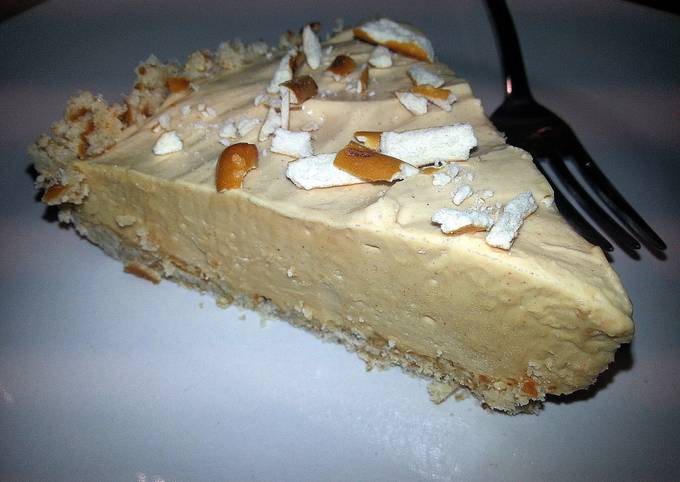 Peanut Butter Pretzel Pie