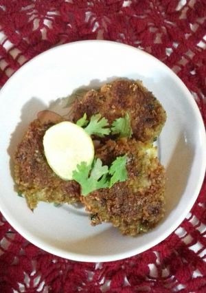 A picture of Moong dal ke kabab.