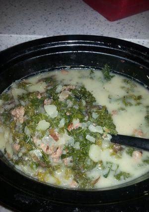 A picture of Olive Garden Crock pot/slow cooker Tuscany zuppa soup.