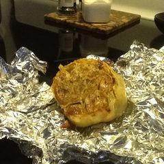 A picture of Roasted Garlic.