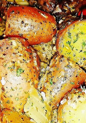 A picture of Mike's Herbs De Provence Red Potatoes.