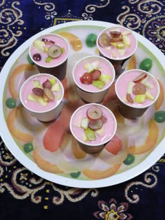 Fruit custard ainihin hoton girkin