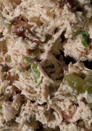 A picture of Waldorf Chicken Salad.