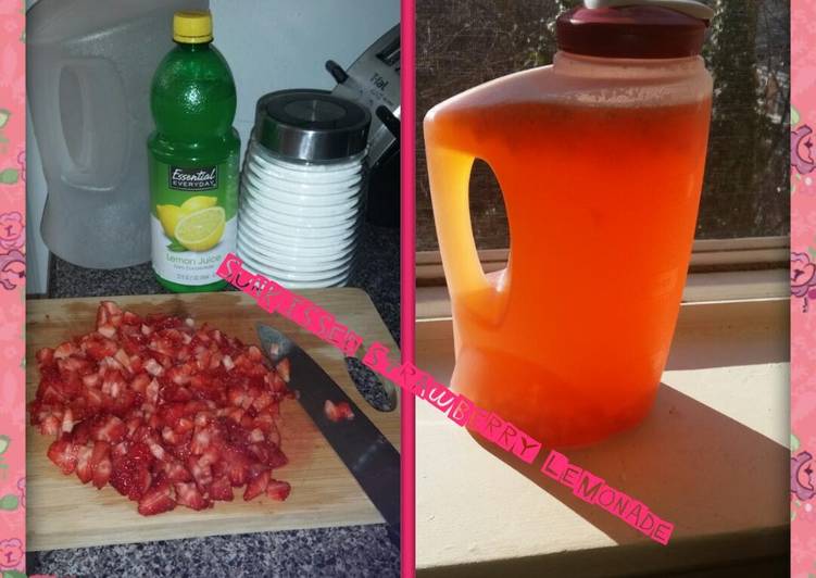 How to Make Homemade Sunkissed Strawberry Lemonade