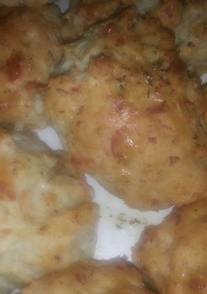 A picture of Red lobster biscuits.