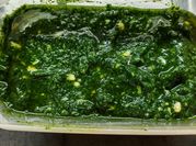 Una foto di cavolo nero pesto