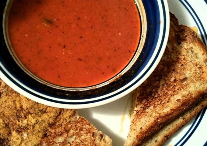 Classic homemade tomato soup