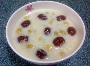 Hình của món Chè Bạch Quả, Bo Bo, Táo Đỏ.