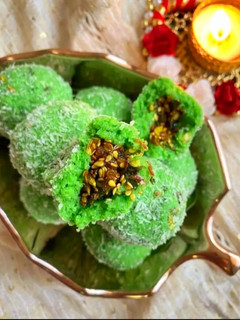 A picture of Stuffs dates pan laddu.
