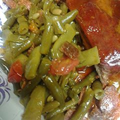 A picture of Green beans and pepperoni.