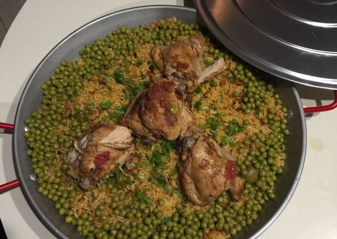 Caribbean Tea Chicken Thighs /Yellow Rice