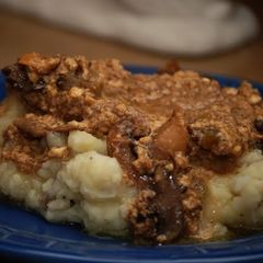 A picture of Slow Cooker Swedish Steaks.