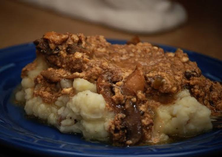 Slow Cooker Swedish Steaks