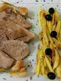 Filetes de jamón al ajillo y salteado de verduras con frutos secos y aceitunas