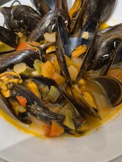 Una foto de Mejillones en Salsa de Tomate