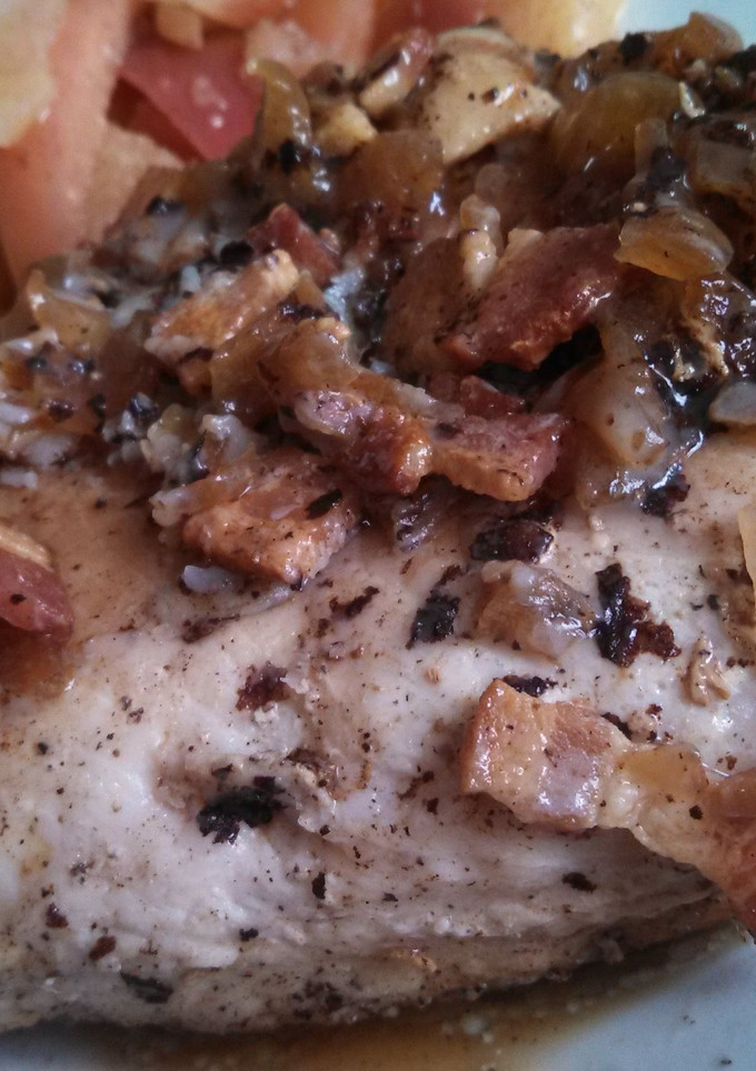 A picture of Chicken with Cider & Bacon Sauce.