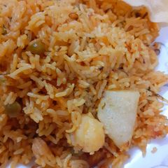 Indian Version Delicious Aloo Matar Pulao A picture of Indian Version Delicious Aloo Matar Pulao.