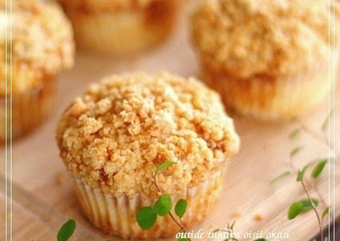 Caramel Crumble Muffins