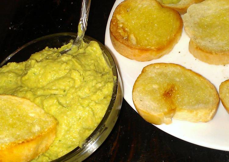 Recipe of Perfect Hummus w/out tahinni