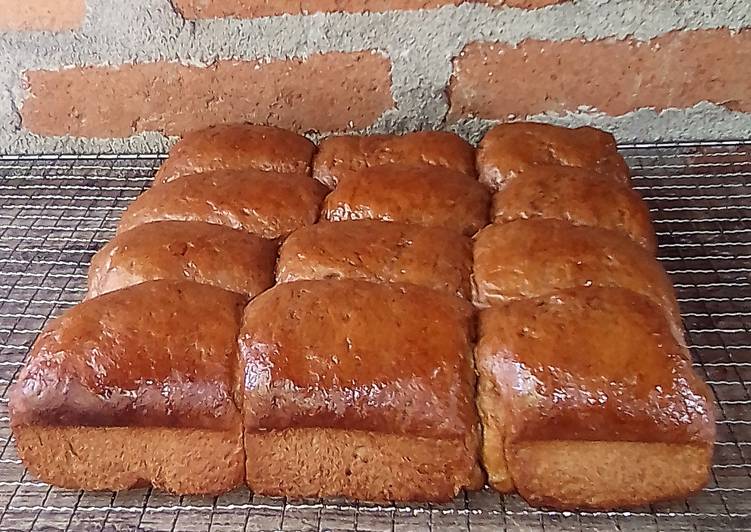 Langkah Mudah untuk Menyiapkan Milk Bread ~ Roti Susu ~ Roti Coklat SKM Ulen Tdk Sampe Elastis, Enak