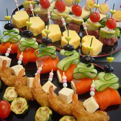 A picture of Party Hors d'Oeuvres Pinchos.