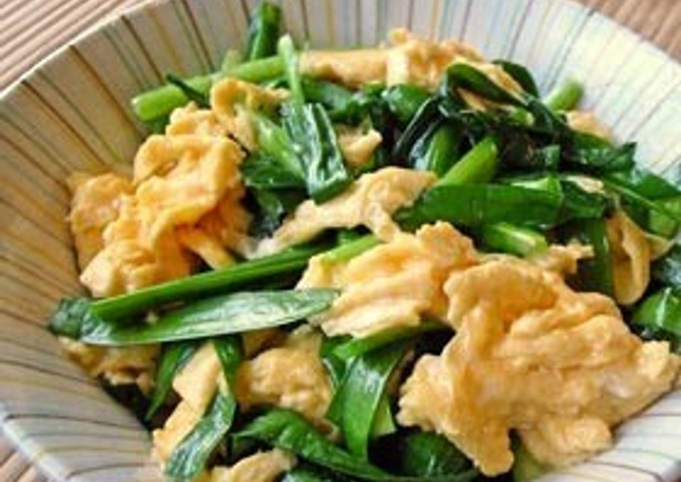 Chives with Eggs Using a Secret Ingredient
