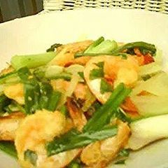 A picture of Tumeric sauteed shrimp.