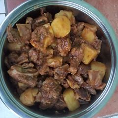 A picture of Tasty beef stew.