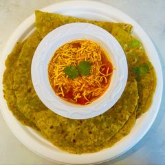 A picture of Instant Sev Tomato nu Shaak with Broccoli Cheese Paratha🥦🧀.
