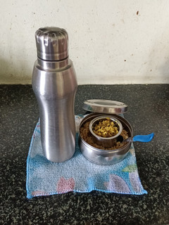 வேப்பம்பூ குழம்பு சாதம், வாழைத்தண்டு பொரியல் செய்முறை முக்கிய புகைப்படம்
