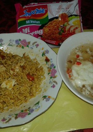 Foto resep Mie Instan Goreng telur kuah