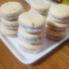 A picture of Alfajores de Maicena.