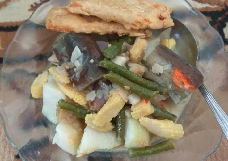 Sayur lodeh campur