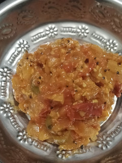 தக்காளி பச்சடி(tomato pachadi recipe in tamil) செய்முறை முக்கிய புகைப்படம்