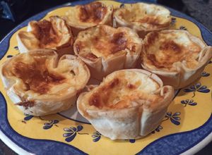 Foto principal de Tartaletas de queso y jamón serrano