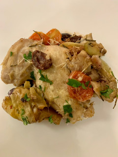 A picture of Chicken with Artichokes, Tomatoes, Garlic, and Olives.