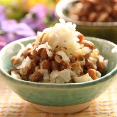 Natto with Miso and Mayonnaise A picture of Natto with Miso and Mayonnaise.