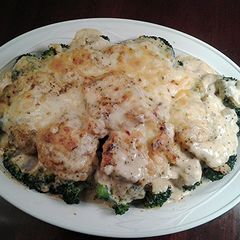 A picture of Chicken Divan, My Version.